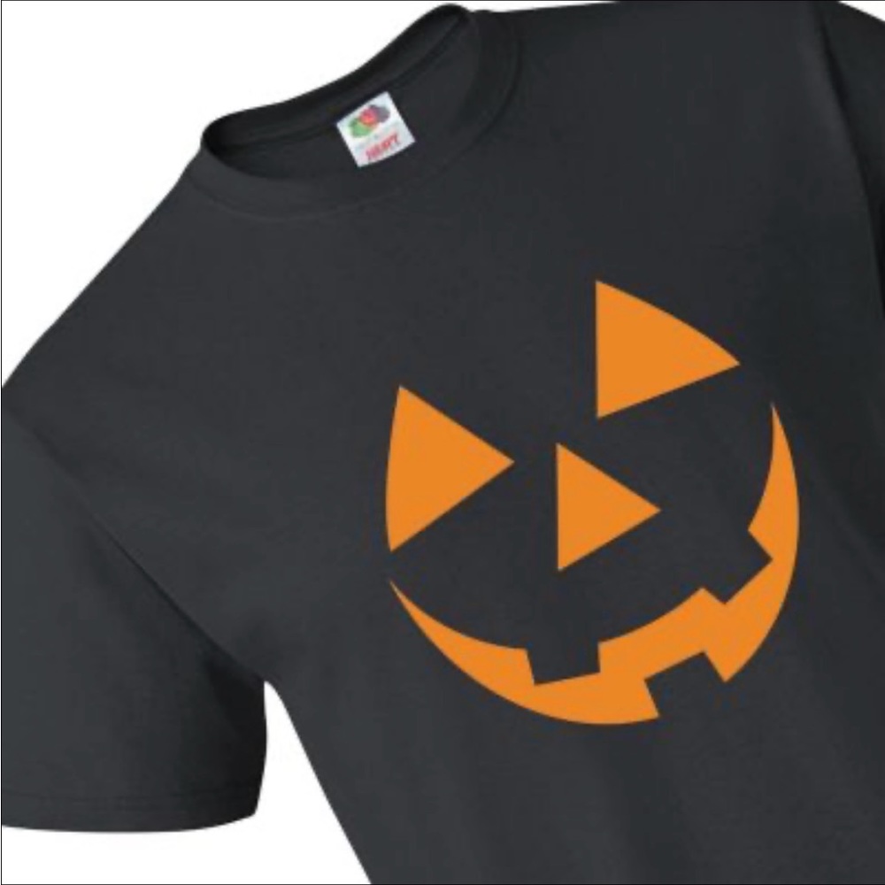 Pumpkin Face Adult's T-Shirt. Brand New. Size 2XL. Unisex shirt.